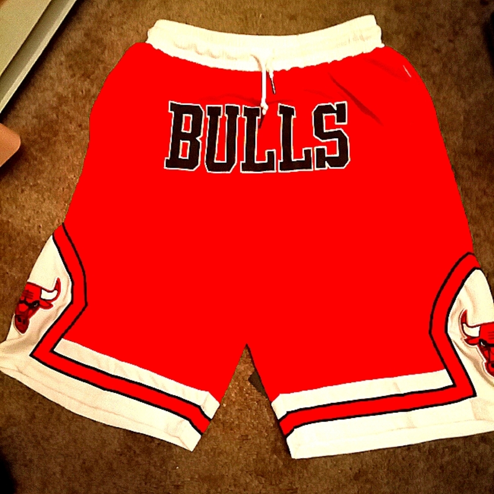 Chicago Bulls playoff style fashioned basketball shorts!!.. HOTTT🔥🔥🔥